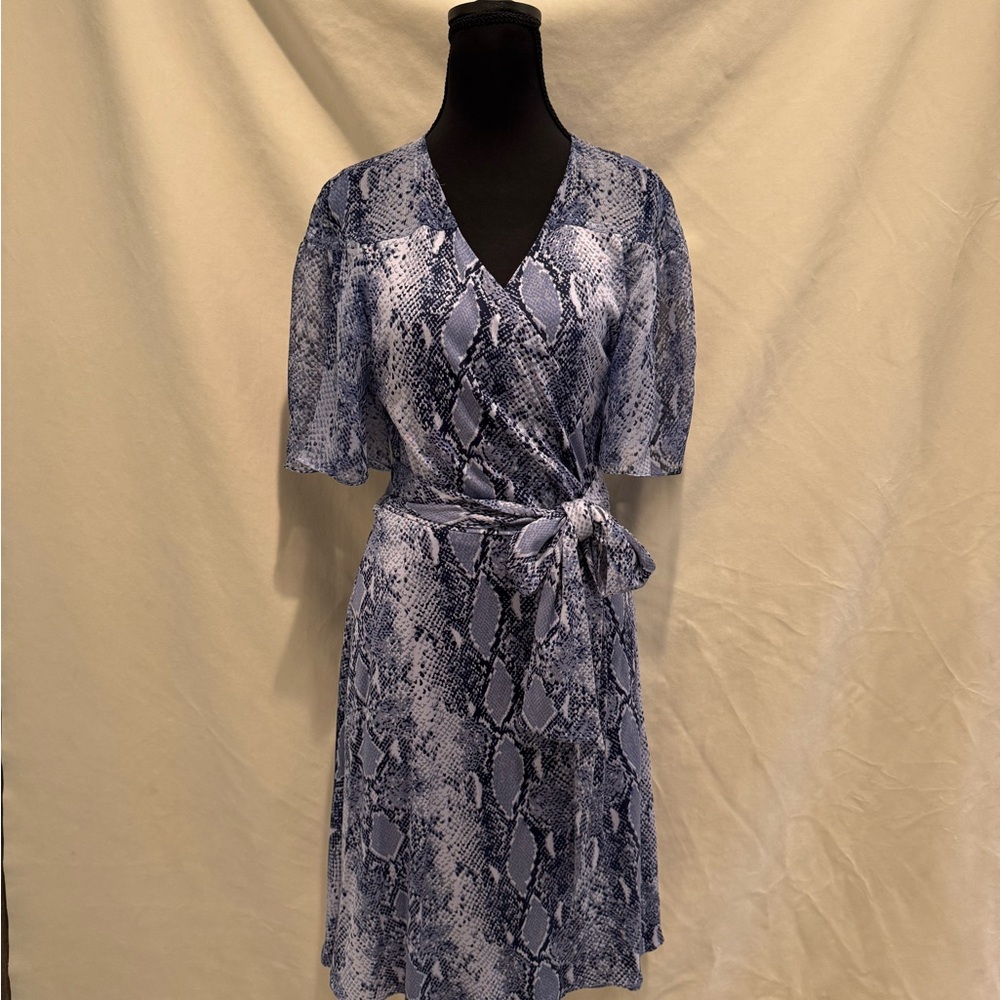 Diane Von Furstenberg Silk Blue Snake Print Wrap Dress